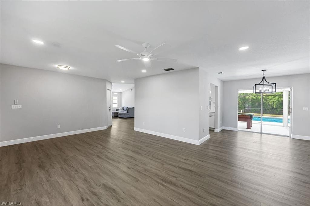 10268 Boca Cir, Naples, FL 34109-11