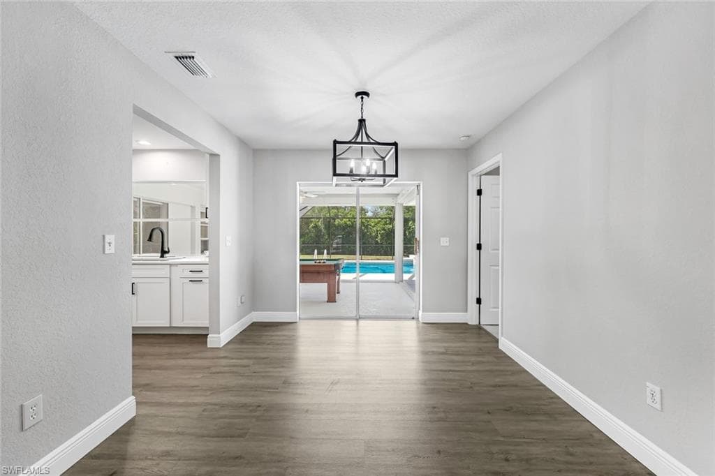 10268 Boca Cir, Naples, FL 34109-14