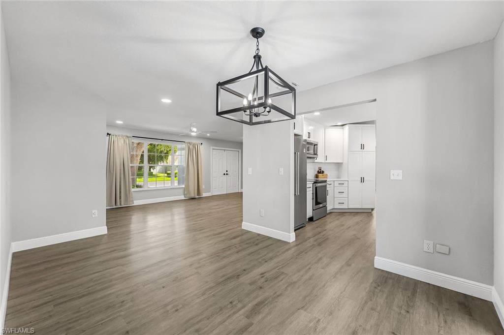 10268 Boca Cir, Naples, FL 34109-15