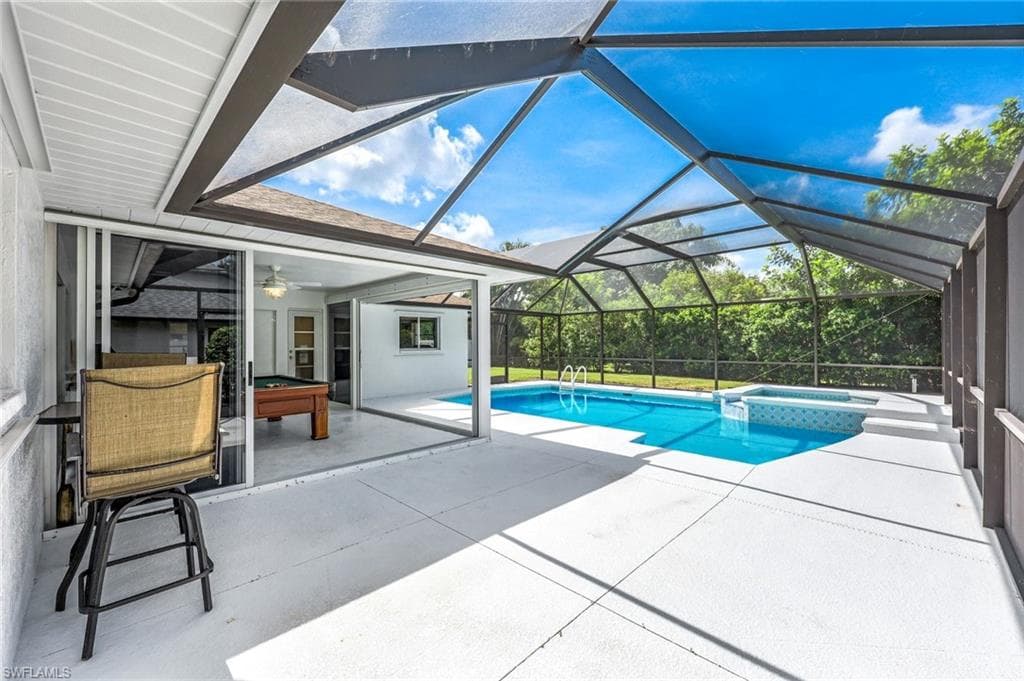 10268 Boca Cir, Naples, FL 34109-23