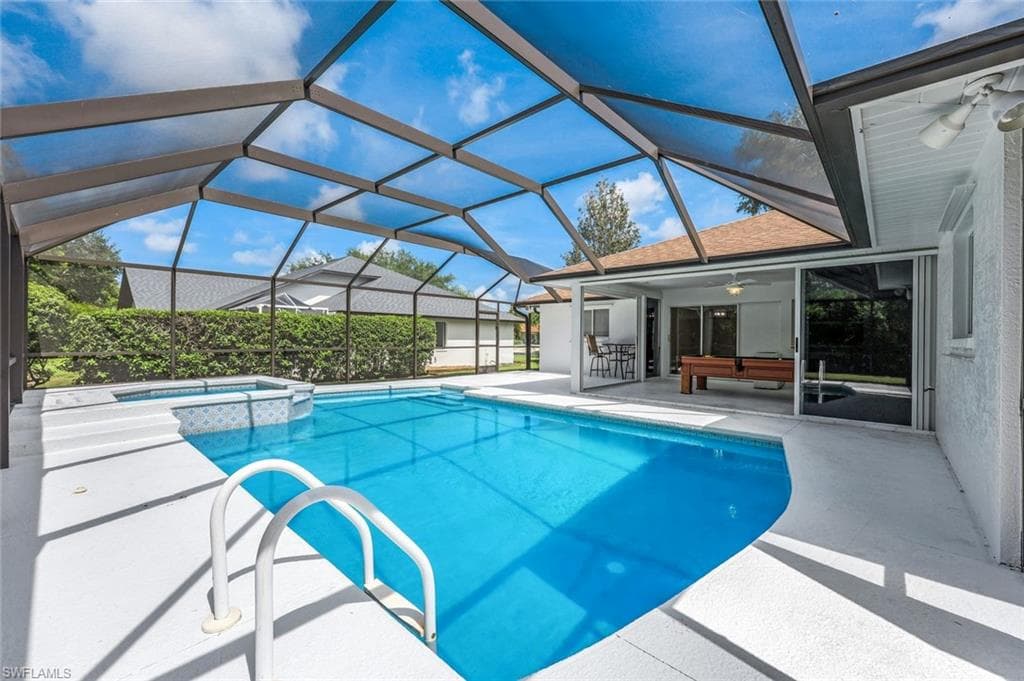 10268 Boca Cir, Naples, FL 34109-26