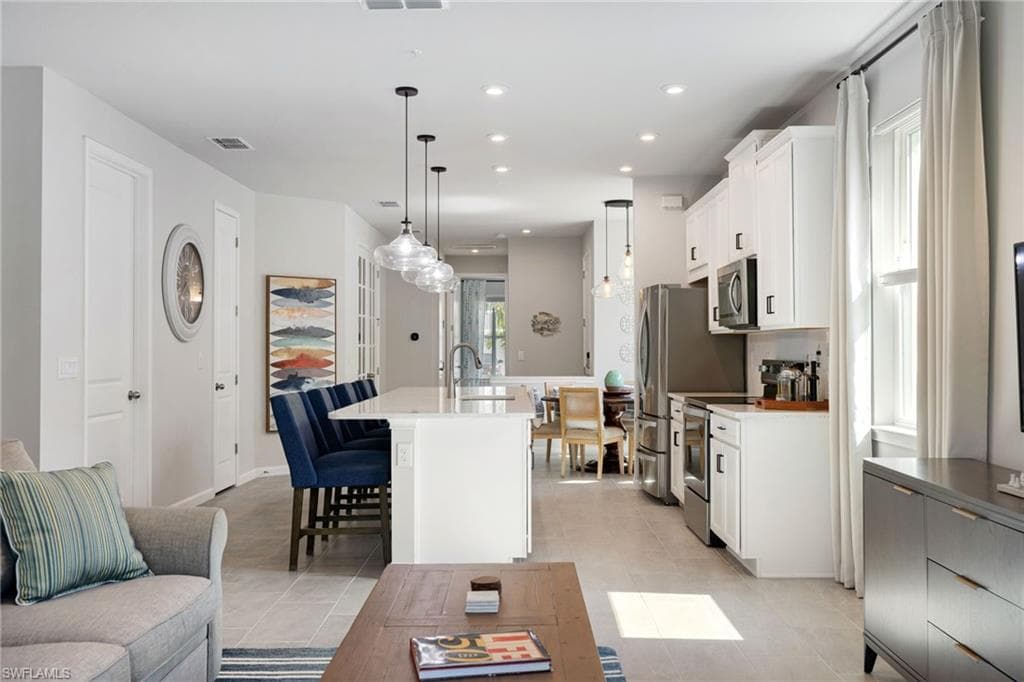 4665 Arboretum Cir 101, Naples, FL 34112-13