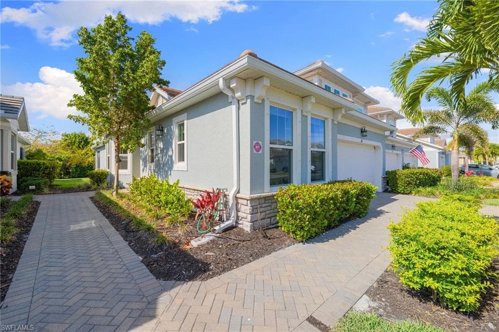 4665 Arboretum Cir 101, Naples, FL 34112-38