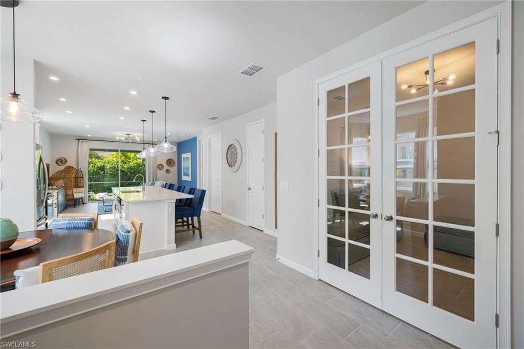 4665 Arboretum Cir 101, Naples, FL 34112-5
