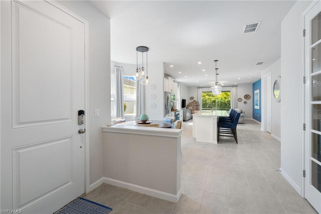 4665 Arboretum Cir 101, Naples, FL 34112-6