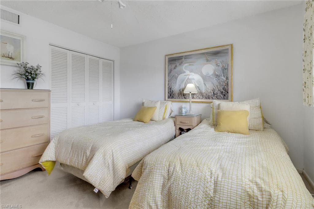 1020 Palm View Dr C203, Naples, FL 34110-21