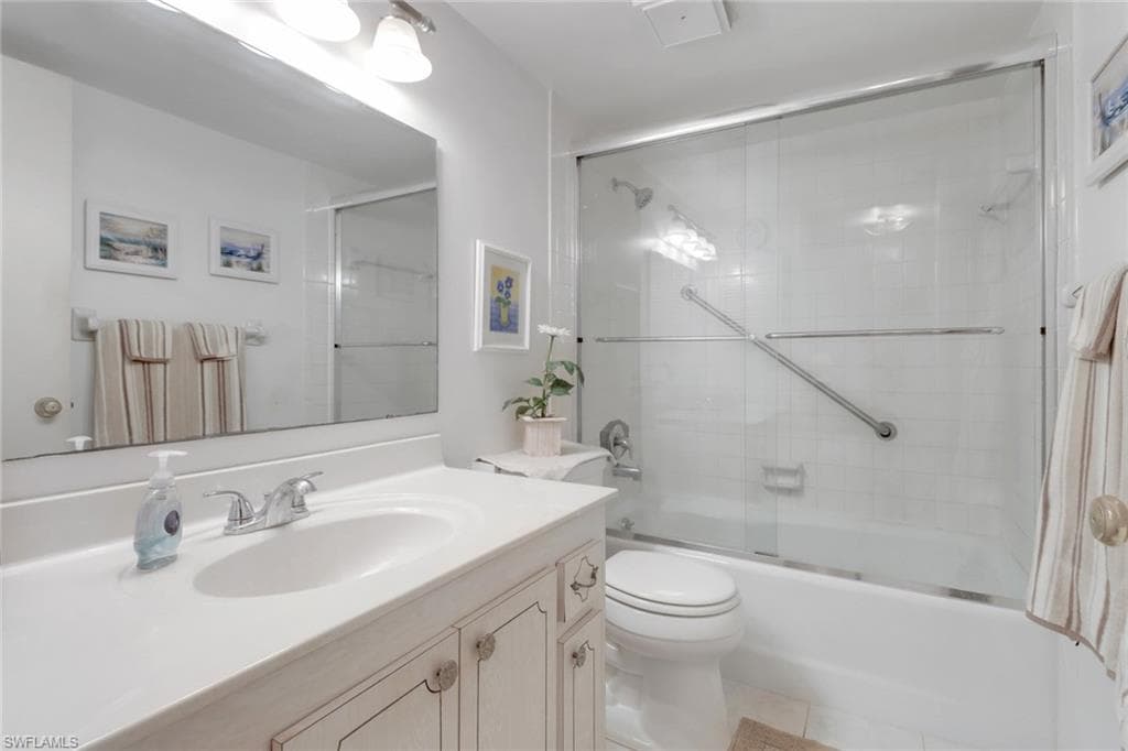 1020 Palm View Dr C203, Naples, FL 34110-22