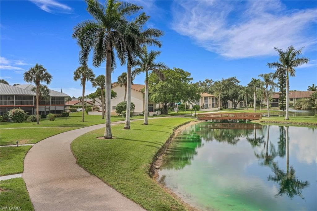 1020 Palm View Dr C203, Naples, FL 34110-28