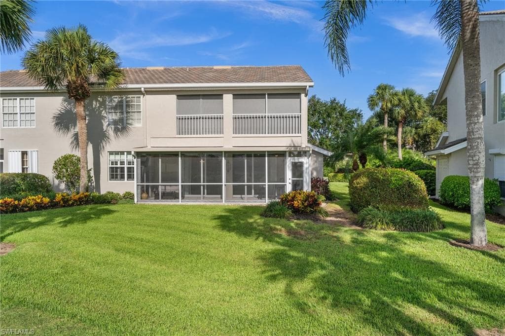 13180 Hamilton Harbour Dr E1, Naples, FL 34110-26
