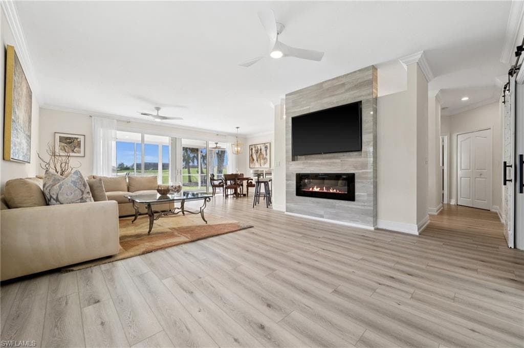 13180 Hamilton Harbour Dr E1, Naples, FL 34110-2