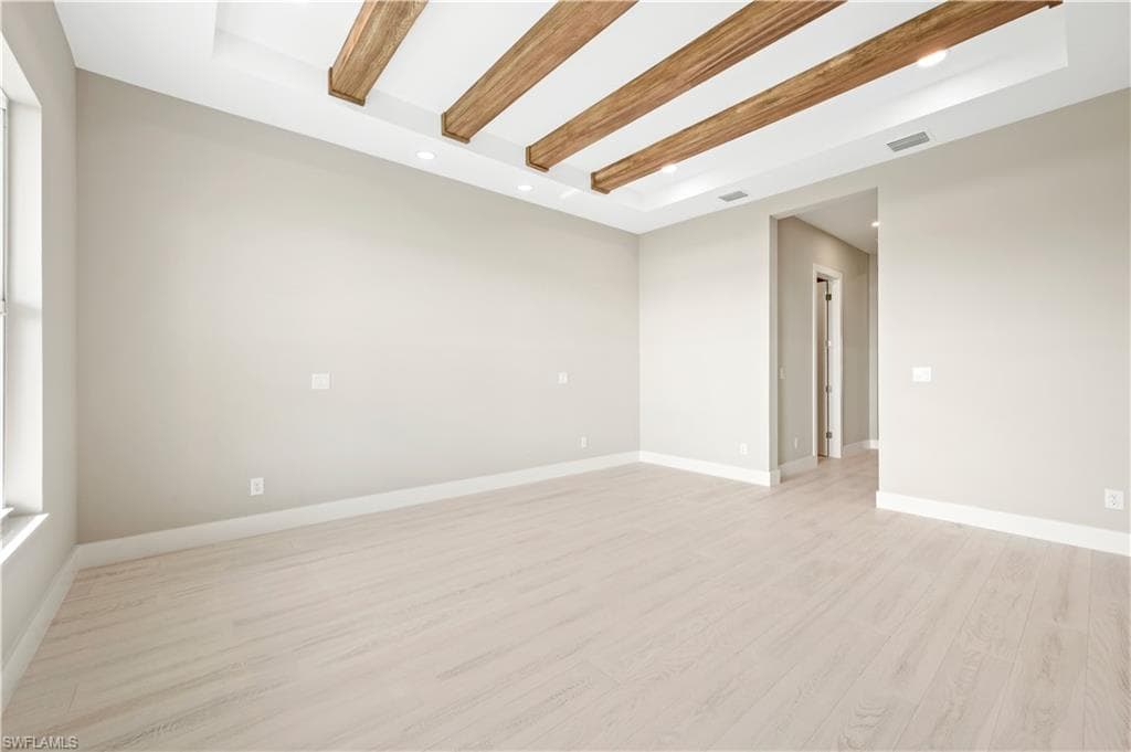 8766 Driftwood Dr, Naples, FL 34114-13