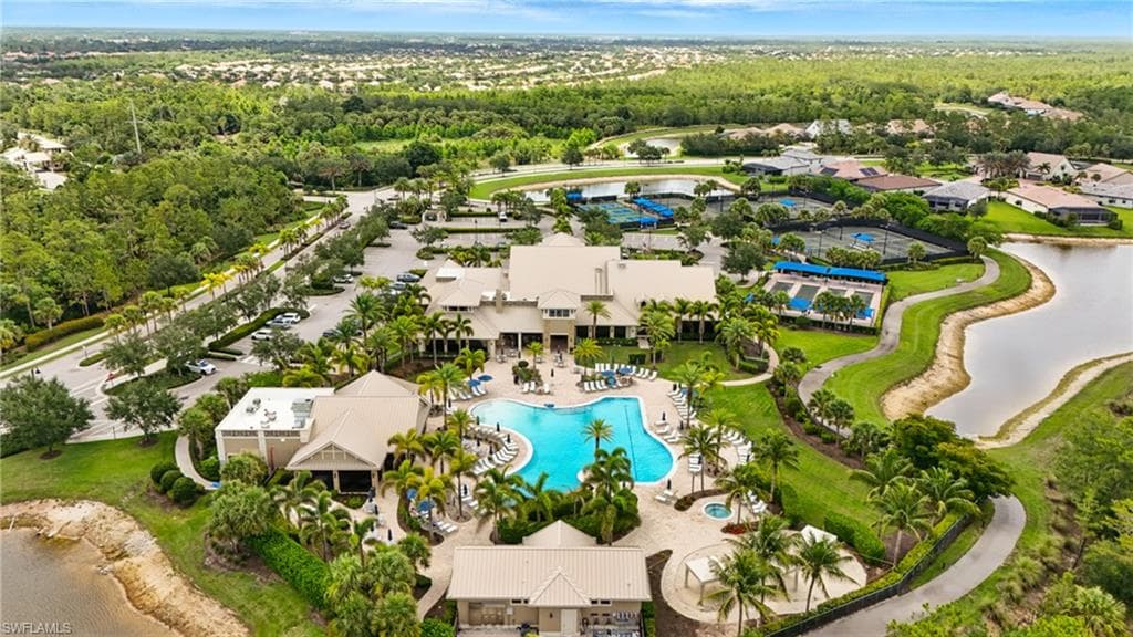 7602 Jacaranda Ln, Naples, FL 34114-15