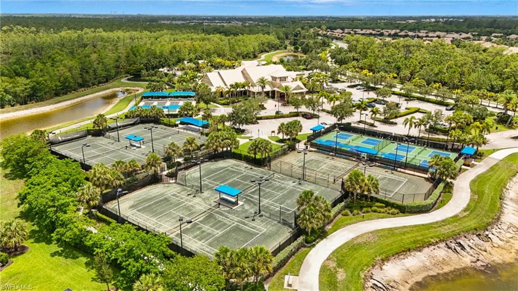 7602 Jacaranda Ln, Naples, FL 34114-16