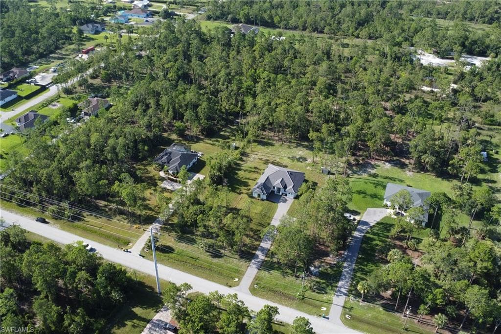 1314 47th Ave NE, Naples, FL 34120-33