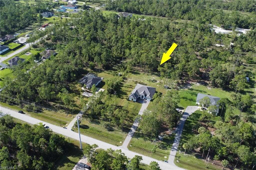 1314 47th Ave NE, Naples, FL 34120-34