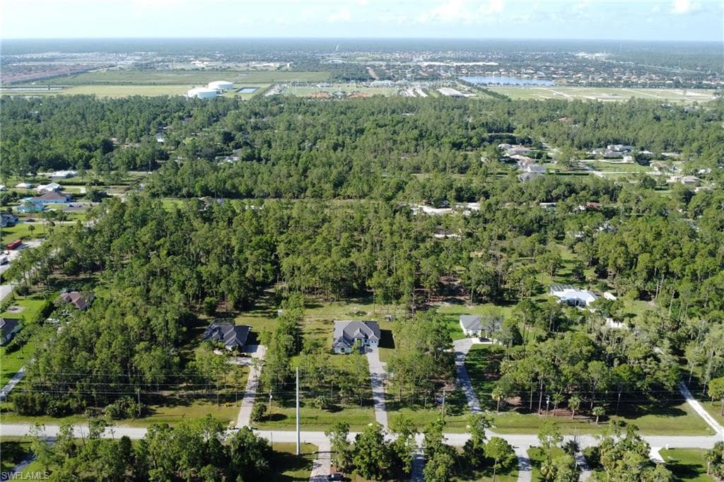 1314 47th Ave NE, Naples, FL 34120-35
