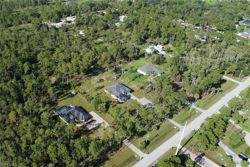 1314 47th Ave NE, Naples, FL 34120-37
