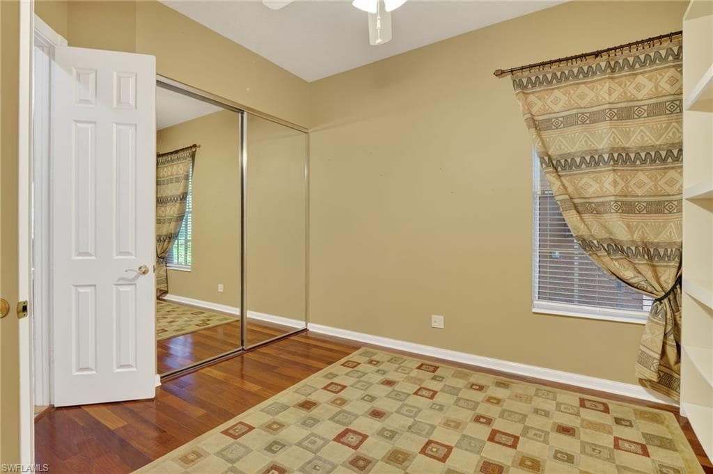 5902 Bermuda Ln, Naples, FL 34119-25