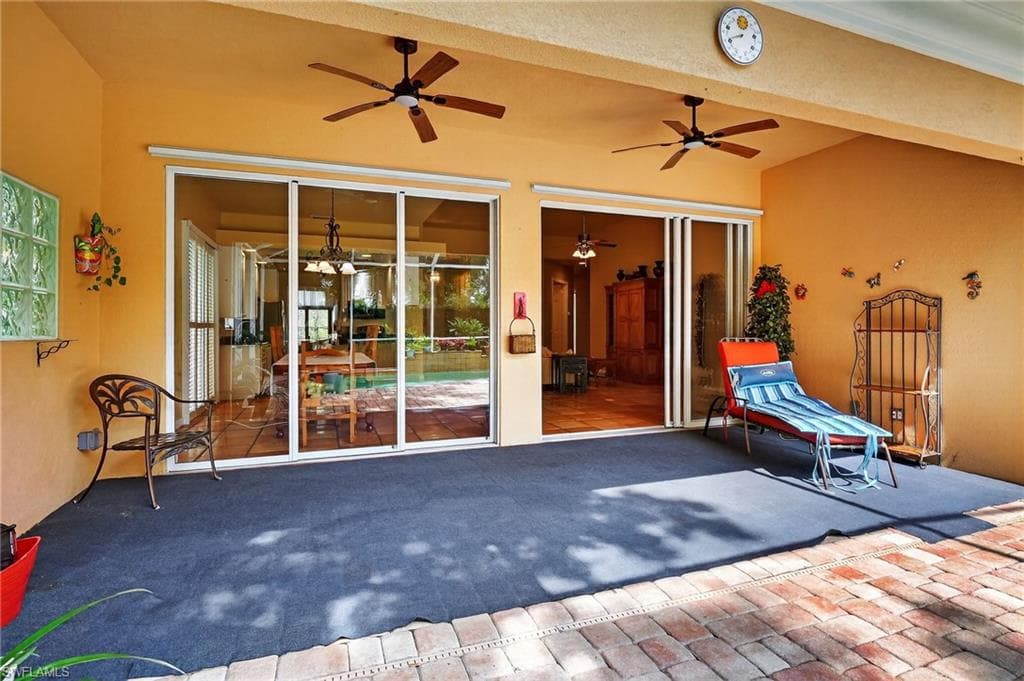 5902 Bermuda Ln, Naples, FL 34119-40