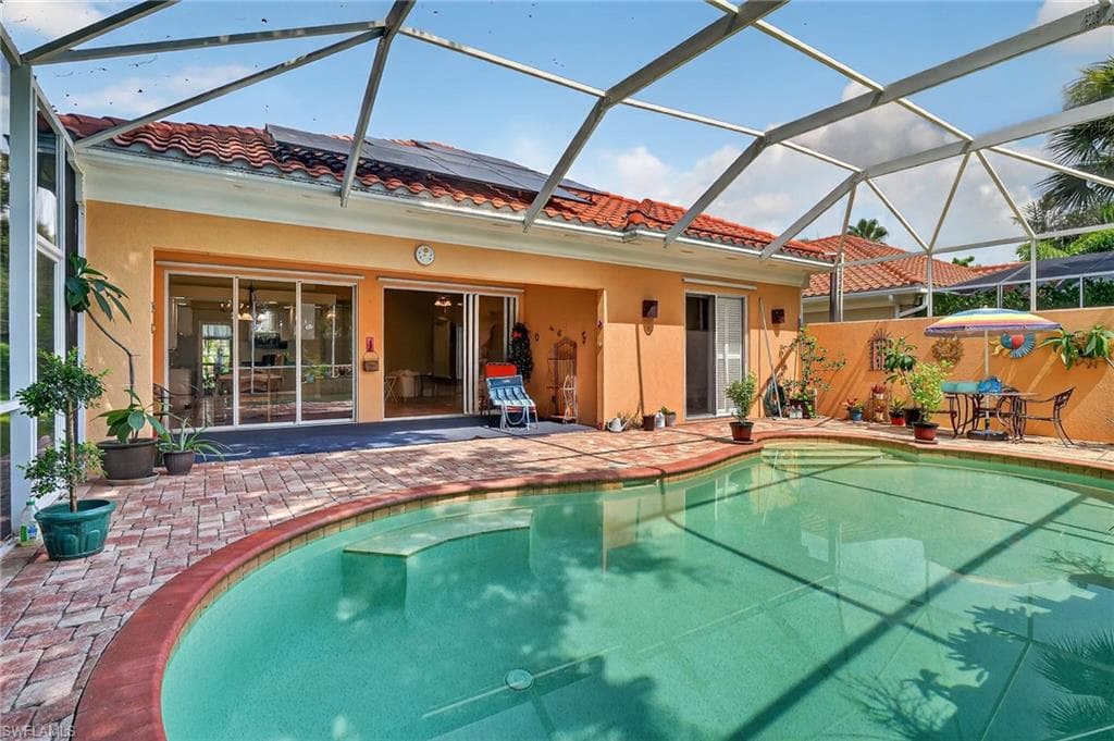 5902 Bermuda Ln, Naples, FL 34119-41