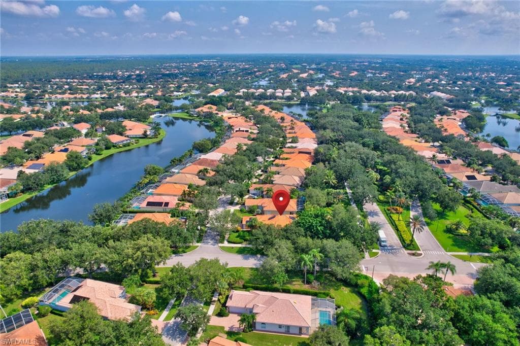 5902 Bermuda Ln, Naples, FL 34119-50