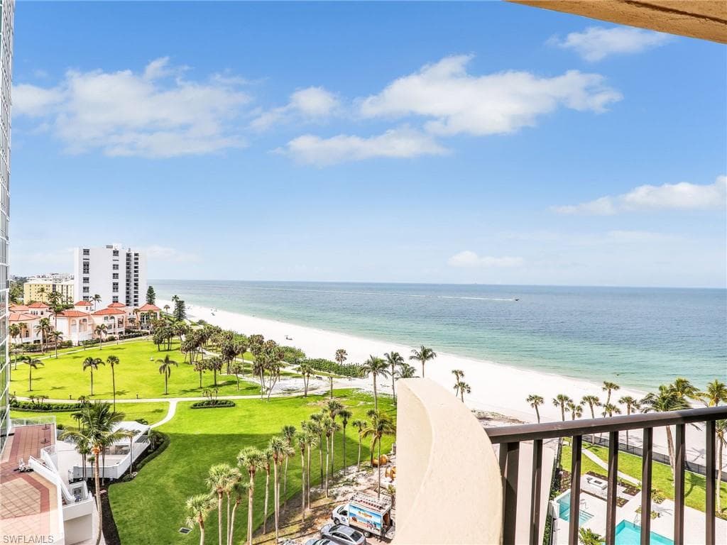 4001 Gulf Shore Blvd N 901, Naples, FL 34103-31