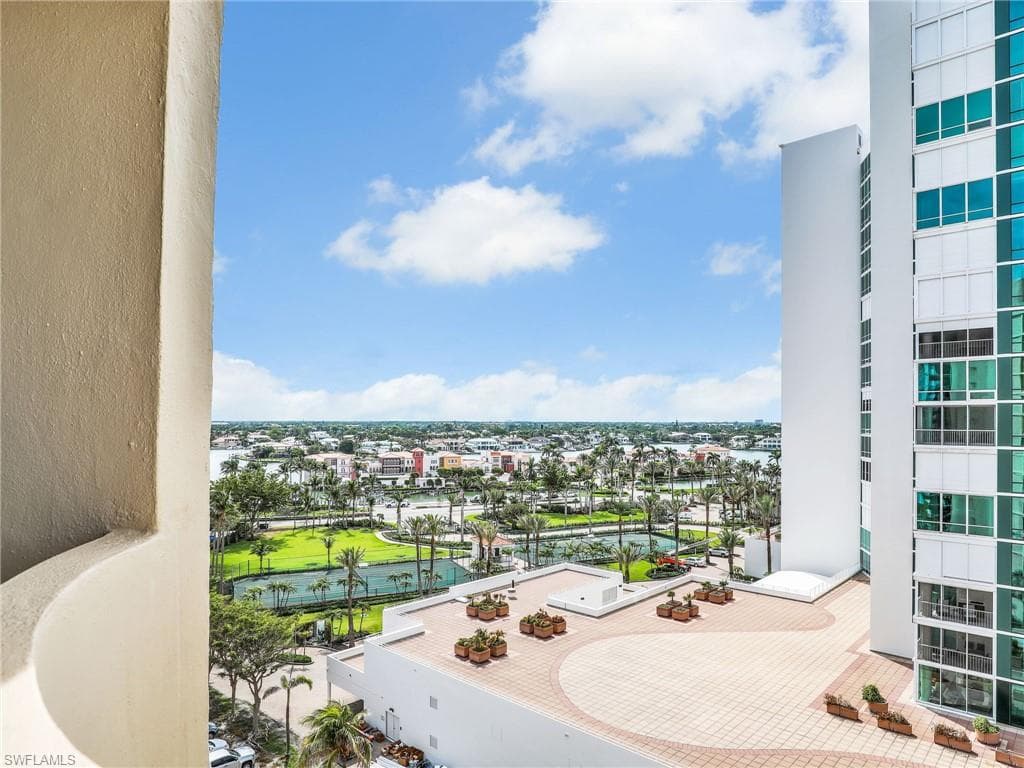 4001 Gulf Shore Blvd N 901, Naples, FL 34103-33