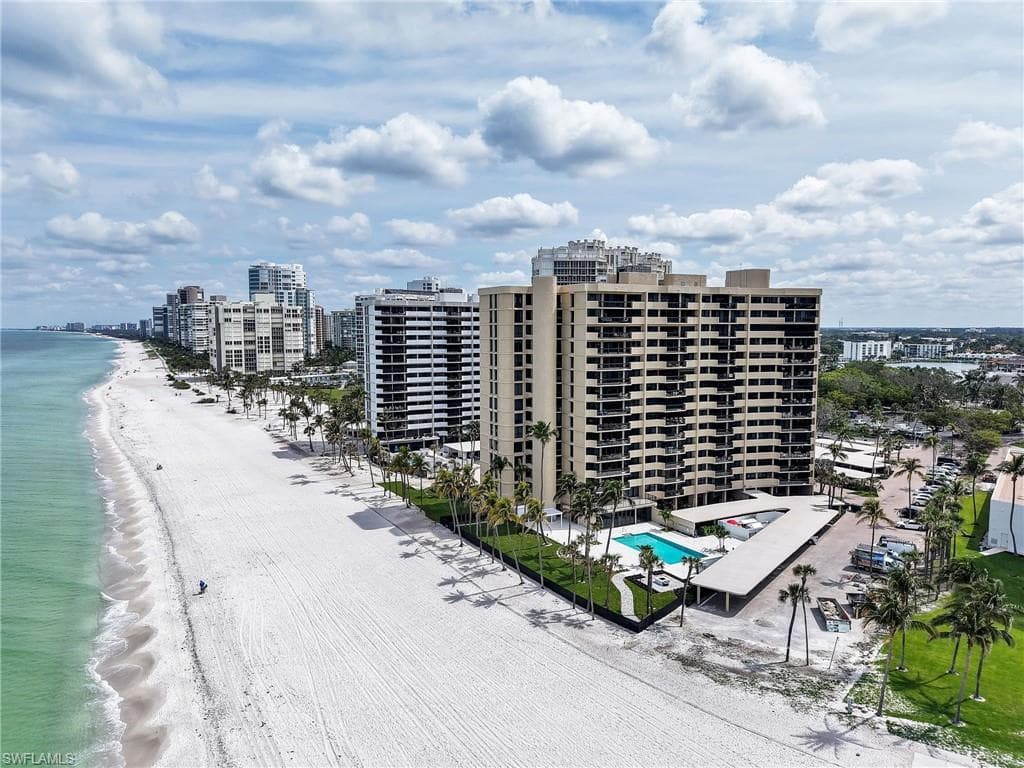 4001 Gulf Shore Blvd N 901, Naples, FL 34103-4
