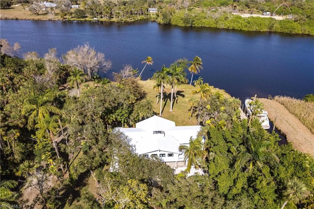 19481 River Rd, Alva, FL 33920-46