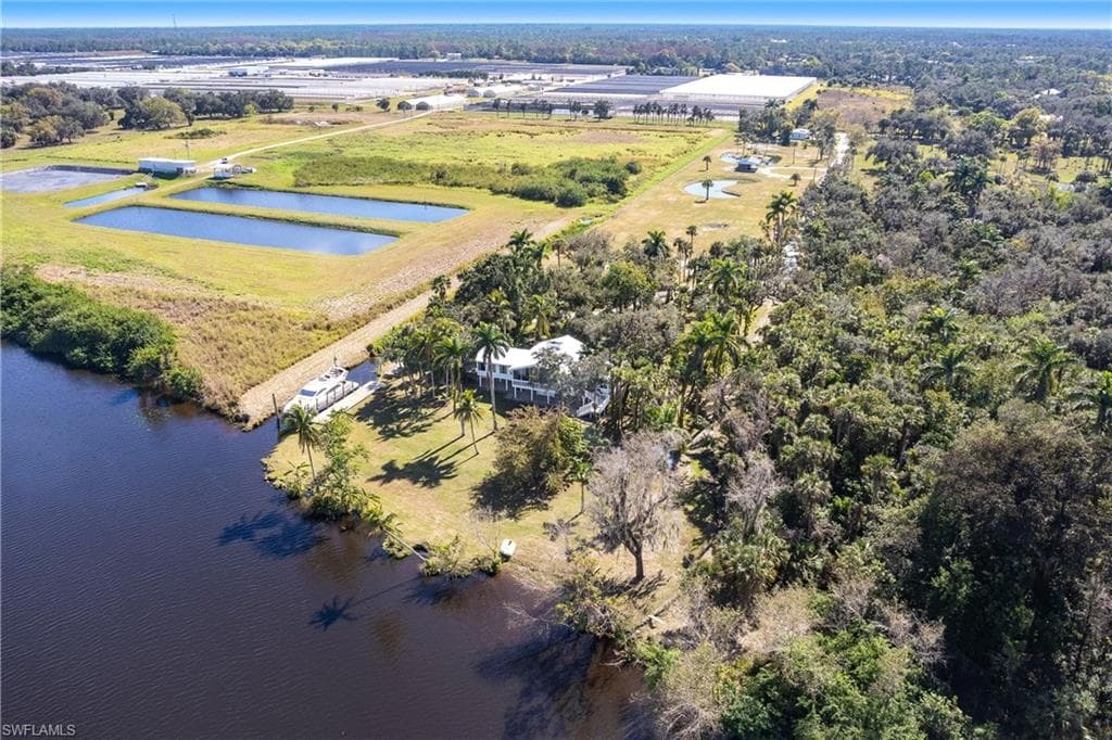 19481 River Rd, Alva, FL 33920-48