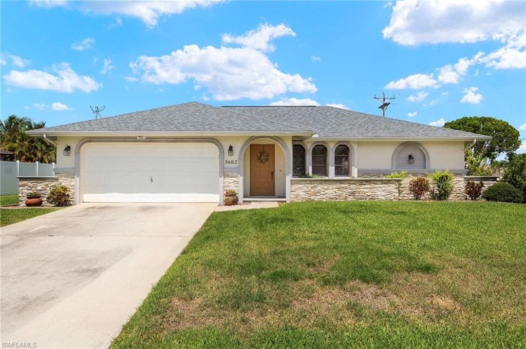 3602 3rd Ave, Cape Coral, FL 33914-30