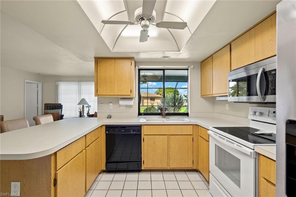3602 3rd Ave, Cape Coral, FL 33914-8