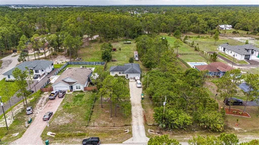 3660 47th Ave NE, Naples, FL 34120-2