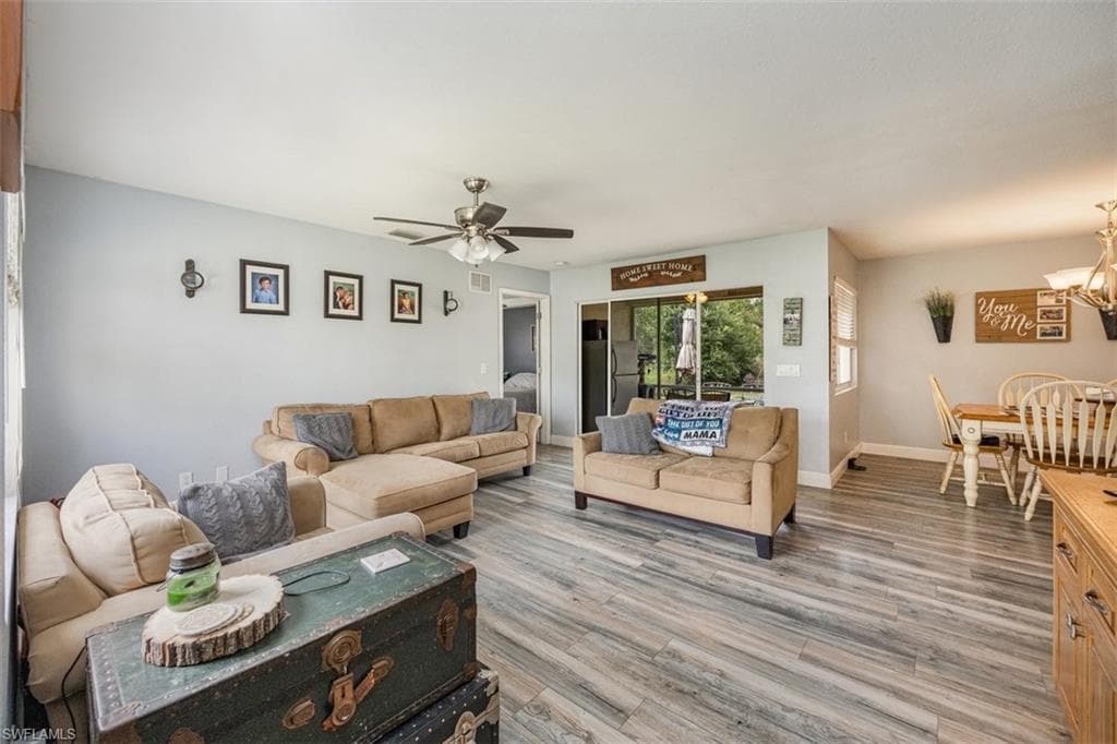 3660 47th Ave NE, Naples, FL 34120-8
