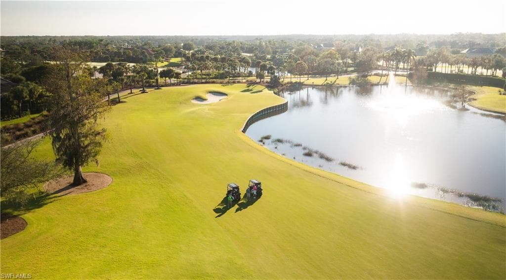 11220 Five Oaks Ln, Naples, FL 34120-17