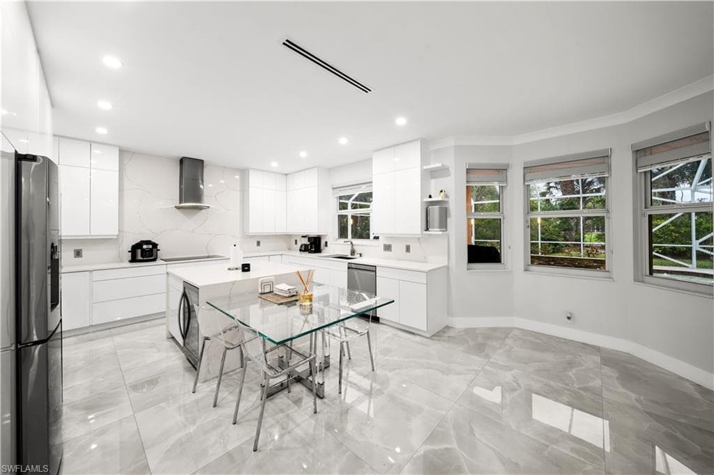 15643 Cypress Park Dr, Wellington, FL 33414-24