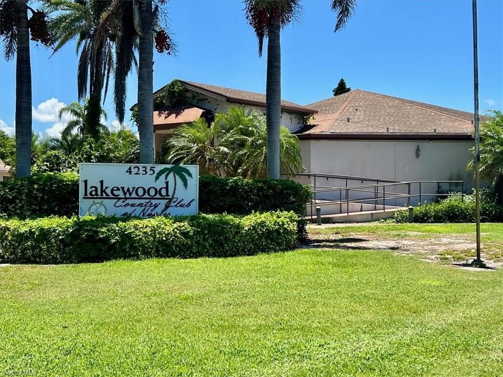 3127 Boca Ciega Dr B6, Naples, FL 34112-22