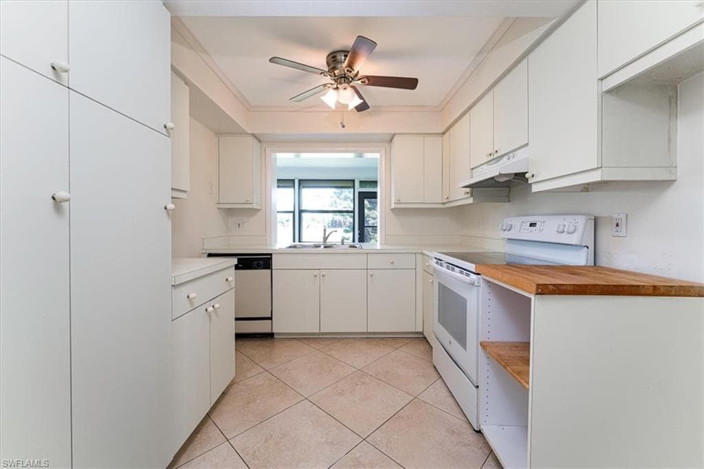 3127 Boca Ciega Dr B6, Naples, FL 34112-6