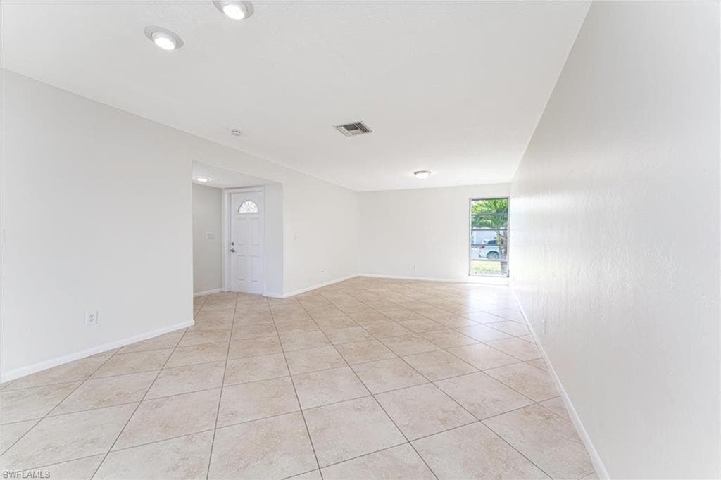 3127 Boca Ciega Dr B6, Naples, FL 34112-8