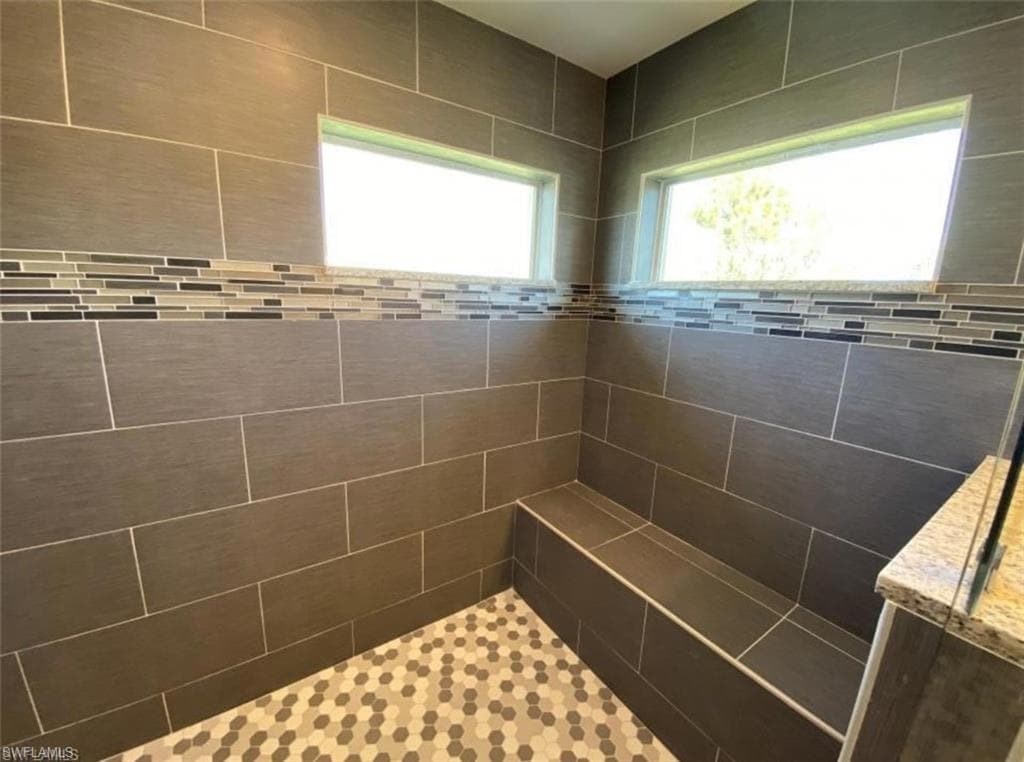 872 Carbon St E, Lehigh Acres, FL 33974-10