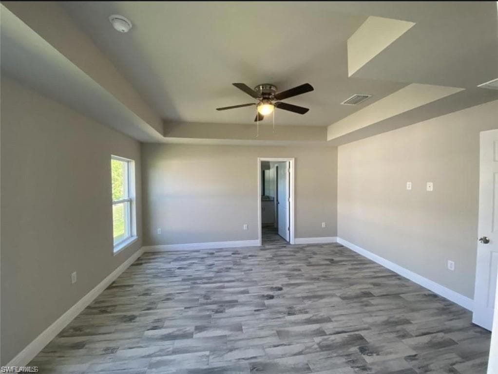 872 Carbon St E, Lehigh Acres, FL 33974-13