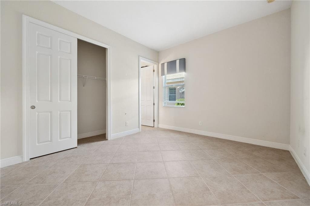 19292 La Serena Dr, Estero, FL 33967-34