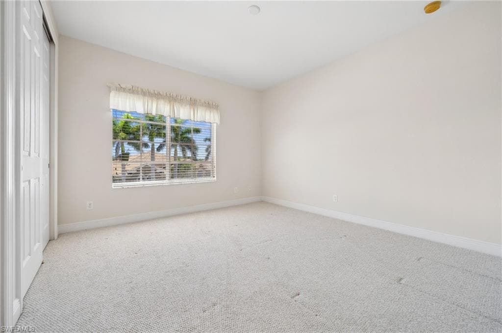 19292 La Serena Dr, Estero, FL 33967-36