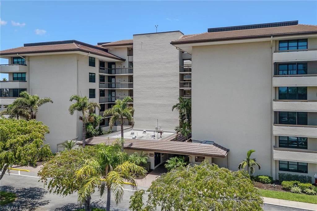 591 Seaview Ct A306, Marco Island, FL 34145-20