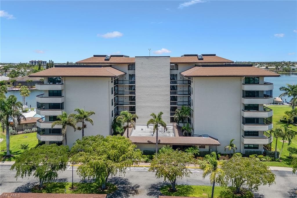 591 Seaview Ct A306, Marco Island, FL 34145-21
