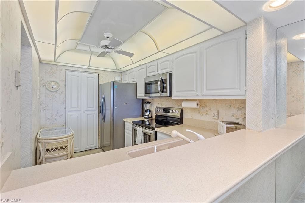 591 Seaview Ct A306, Marco Island, FL 34145-5