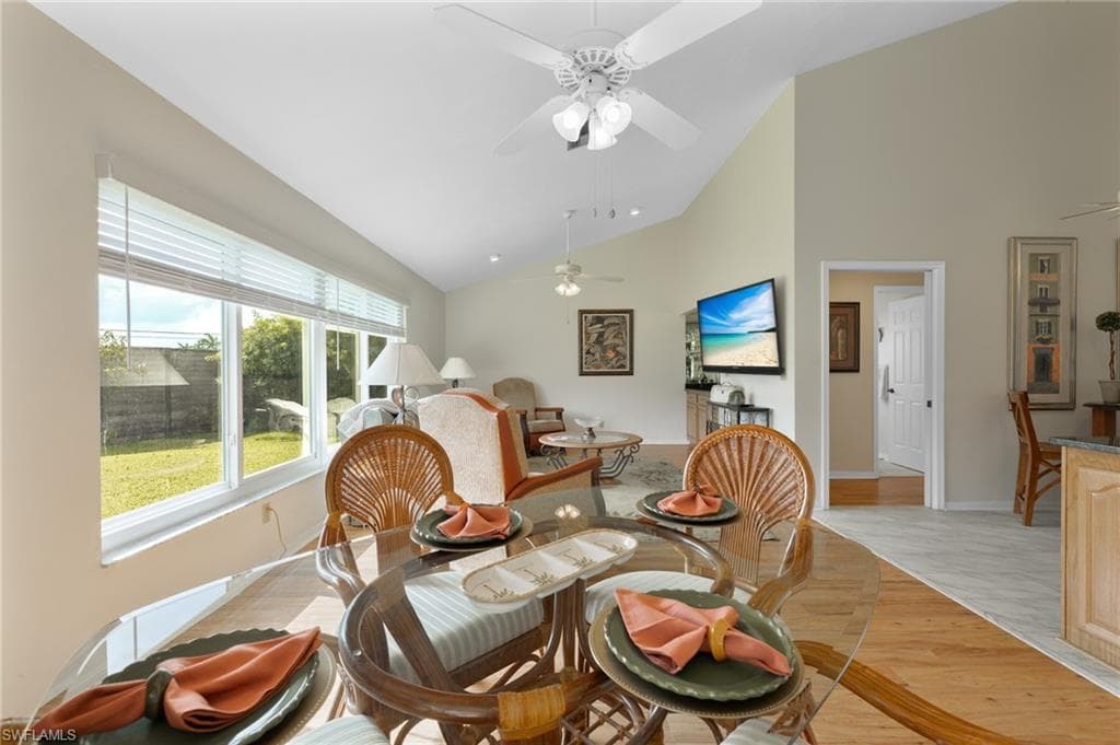 112 Bordeaux Cir, Naples, FL 34112-18