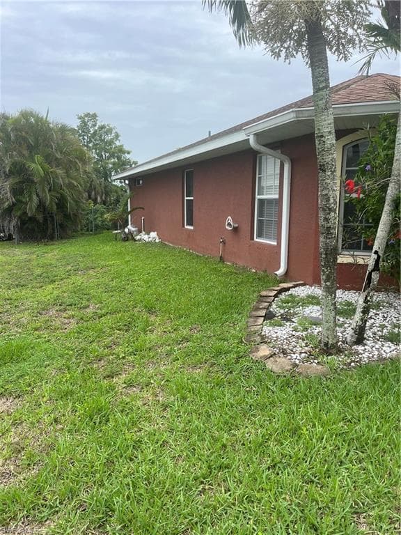 2202 18th St, Cape Coral, FL 33909-13