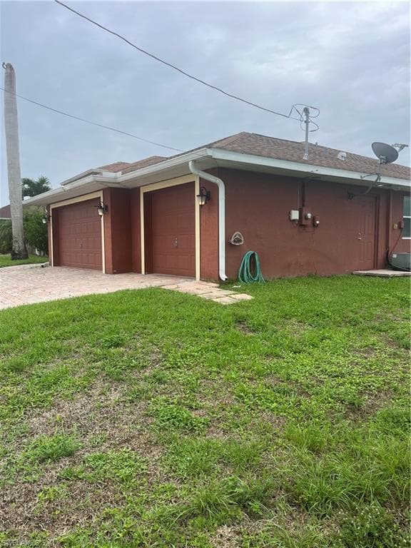 2202 18th St, Cape Coral, FL 33909-4