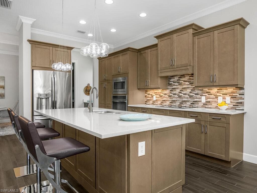 6478 Warwick Ave, Naples, FL 34113-12